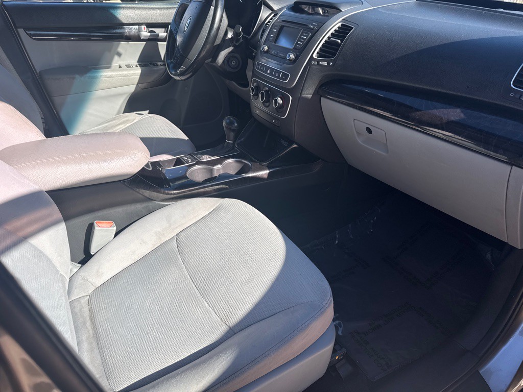 2014 Kia Sorento Image 4