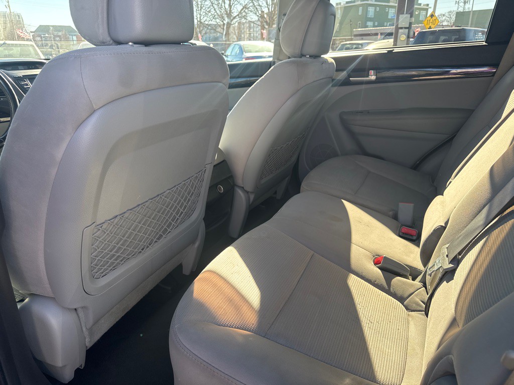 2014 Kia Sorento Image 11