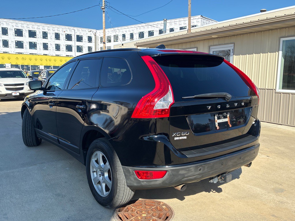 2010 Volvo XC60 Image 7