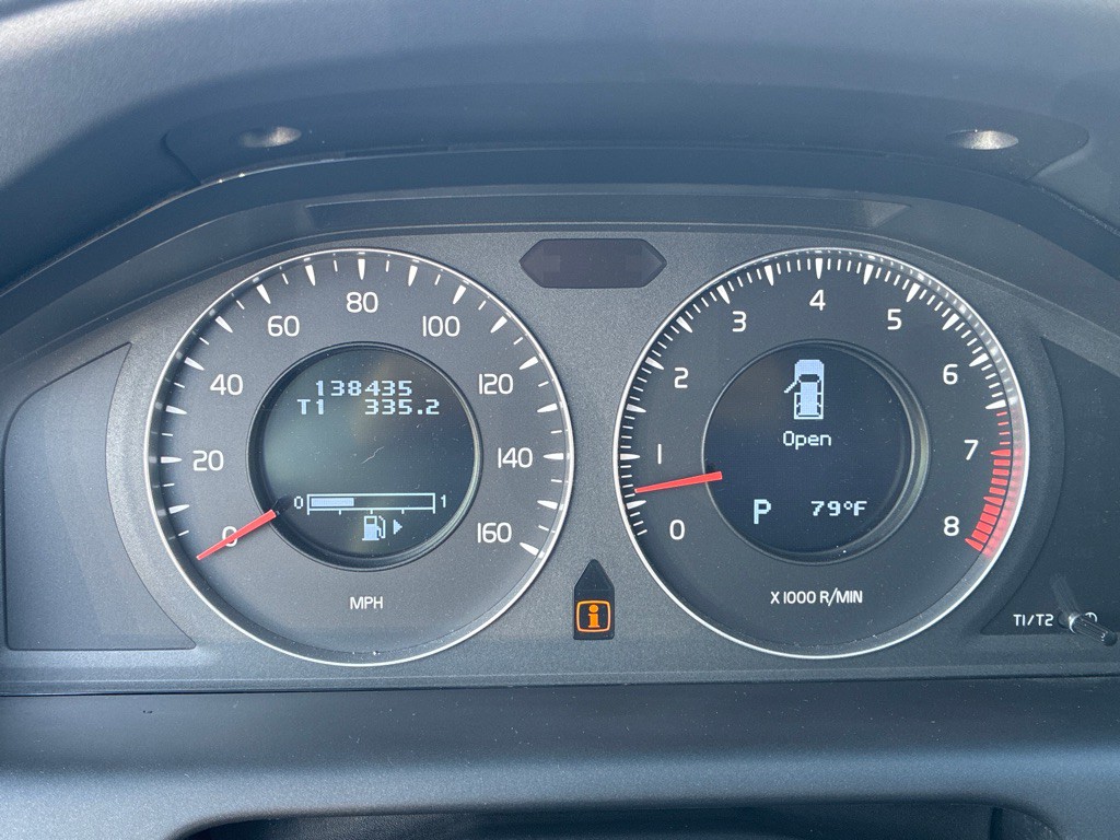 2010 Volvo XC60 Image 14