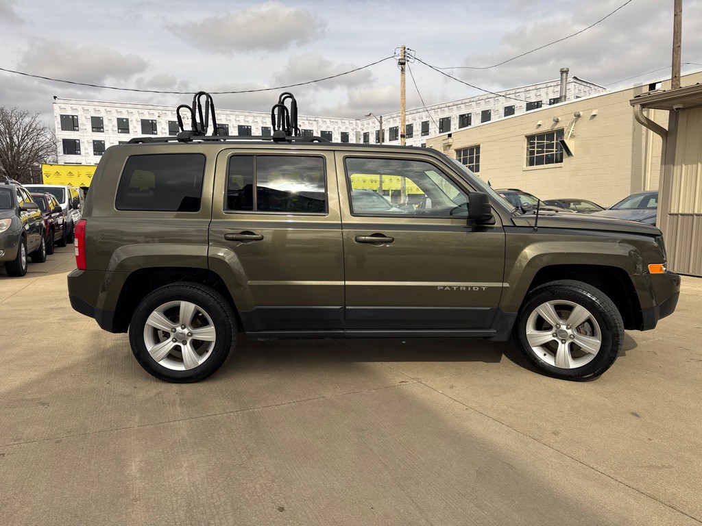 2015 Jeep Patriot Image 4