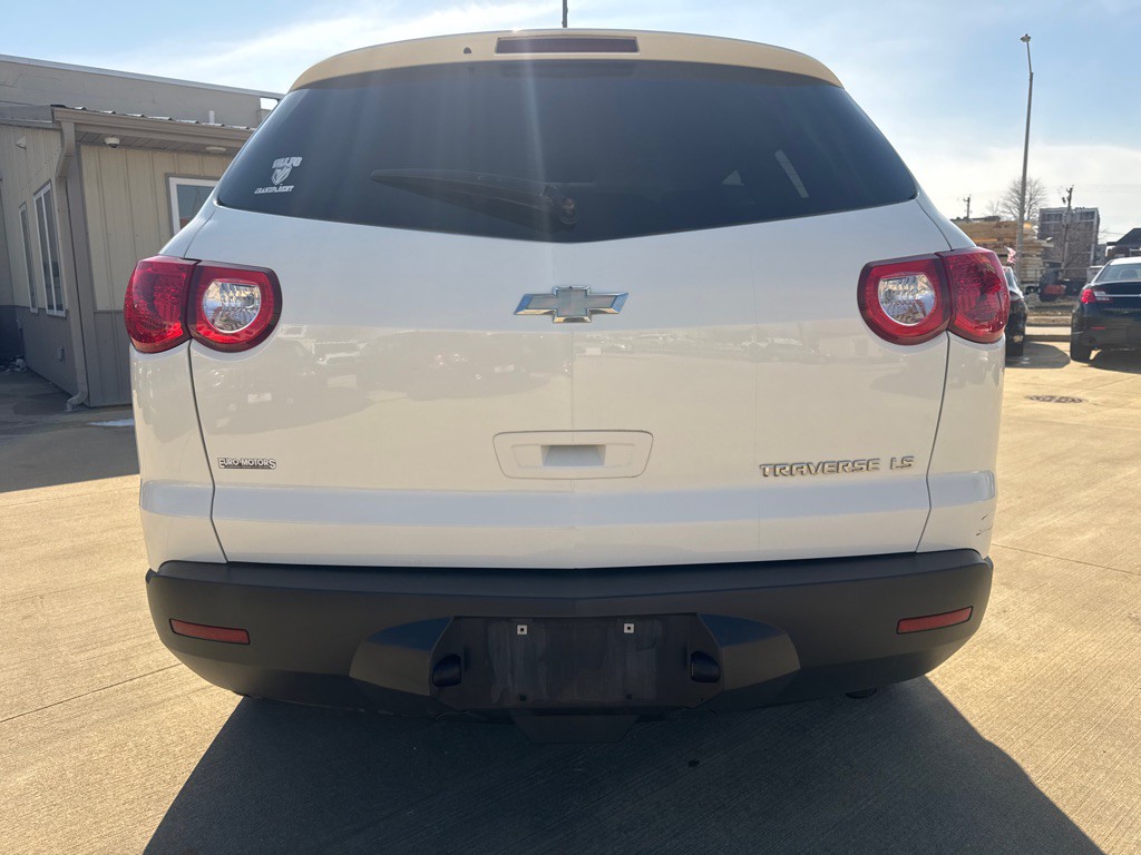 2011 Chevrolet Traverse Image 8