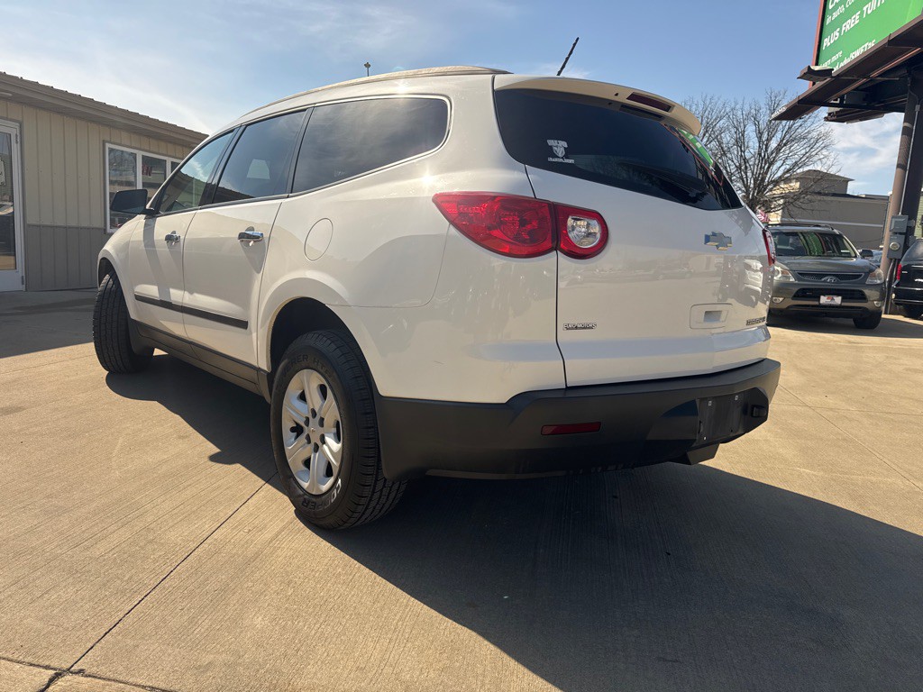 2011 Chevrolet Traverse Image 10