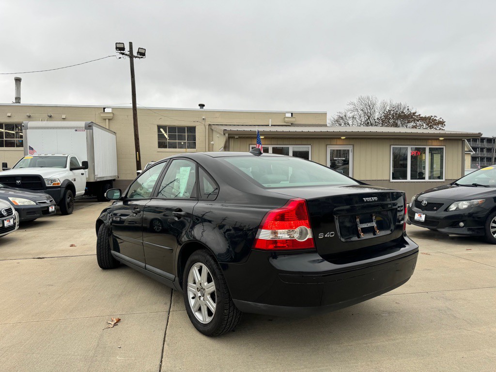 2007 Volvo S40 Image 3