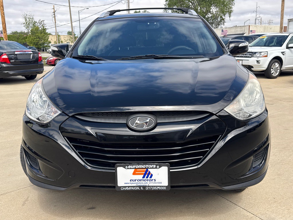 2012 Hyundai Tucson Image 2