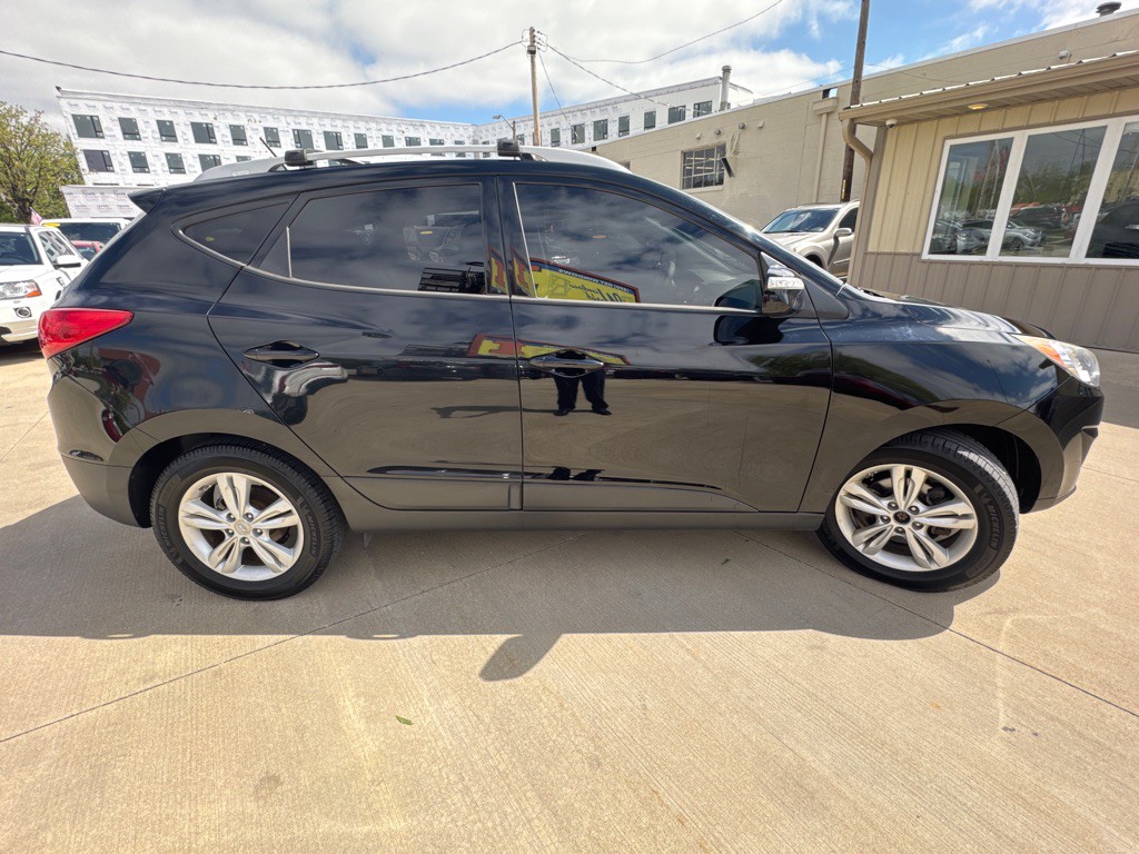 2012 Hyundai Tucson Image 4