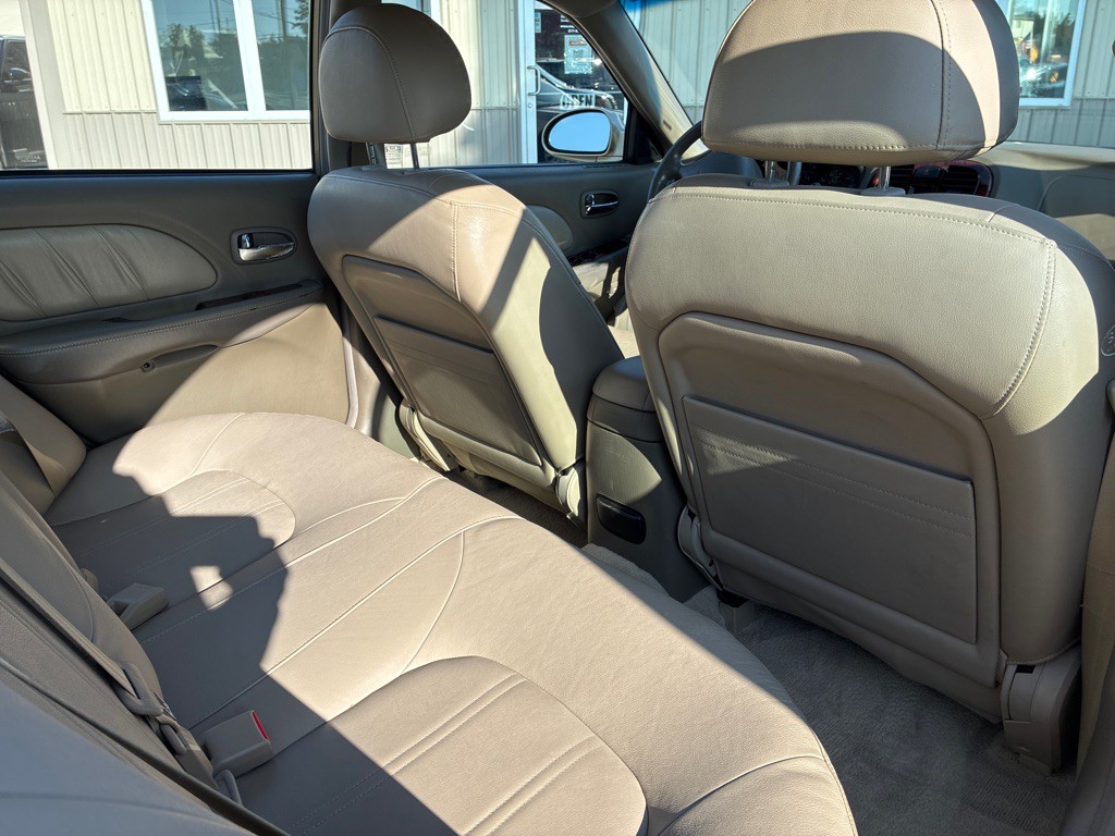 2002 Hyundai Sonata Image 10