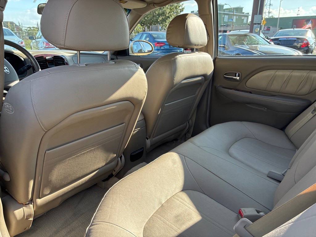 2002 Hyundai Sonata Image 11