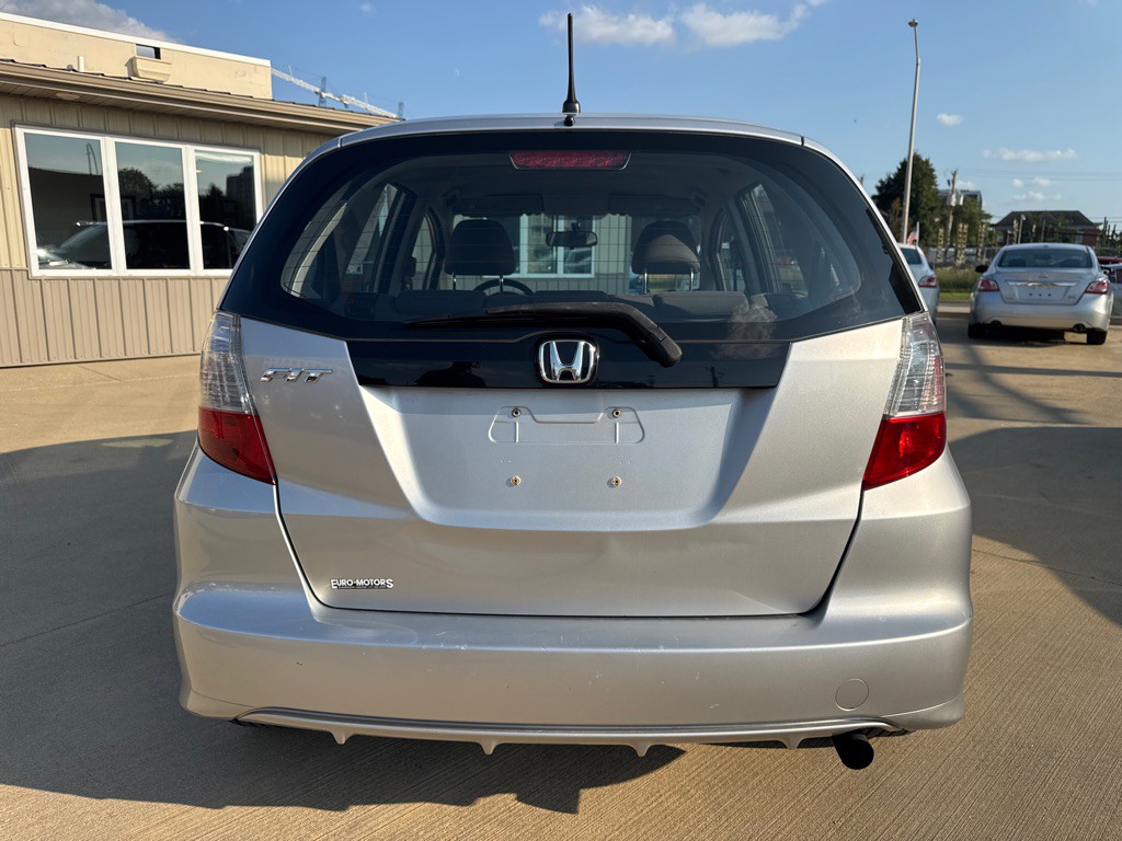 2011 Honda Fit Image 6