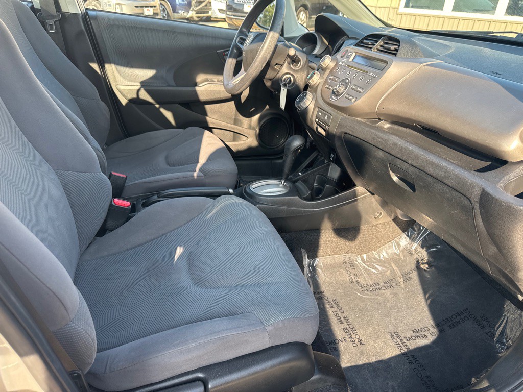 2011 Honda Fit Image 9