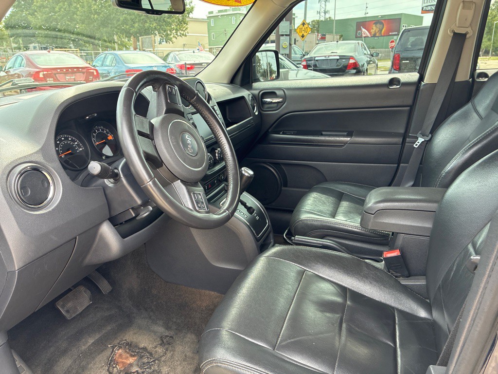2017 Jeep Patriot Image 14