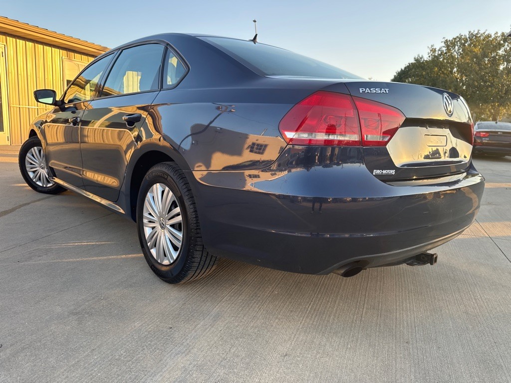 2014 Volkswagen Passat Image 5