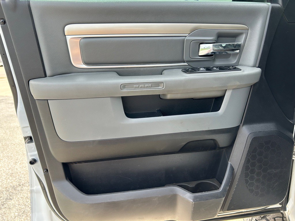 2016 RAM 2500 Image 10