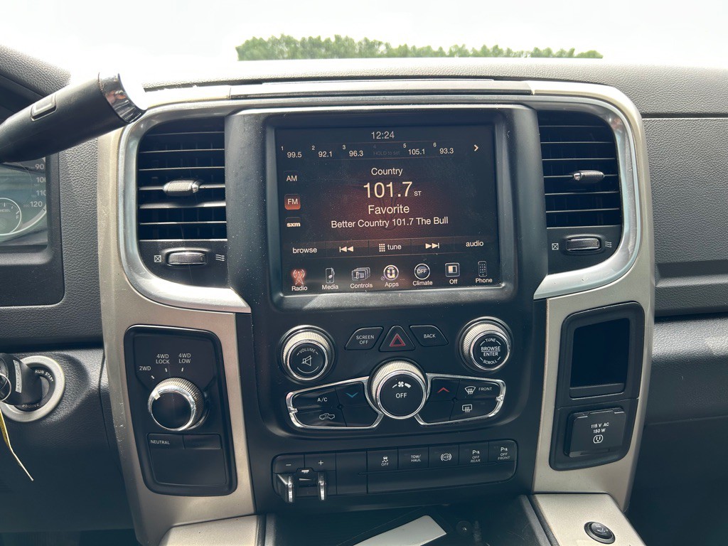 2016 RAM 2500 Image 18