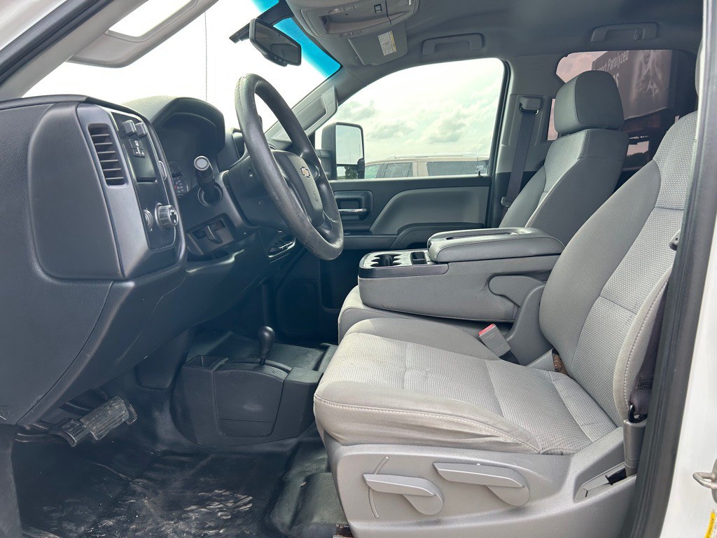 2017 Chevrolet Silverado 1500 Image 9