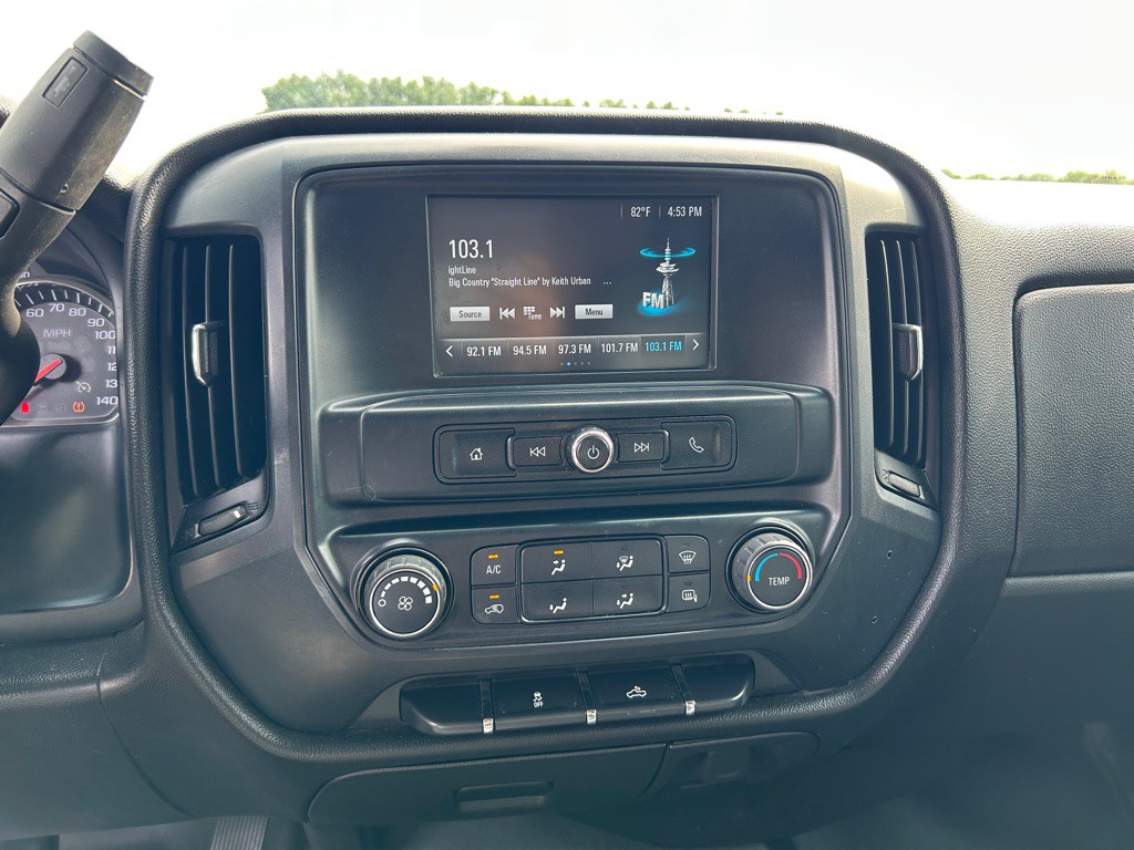 2017 Chevrolet Silverado 1500 Image 18