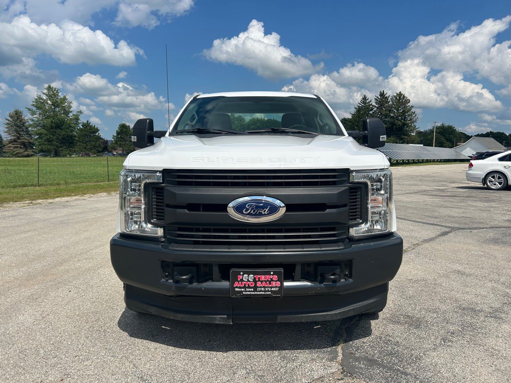 2019 Ford F-350 Image 2