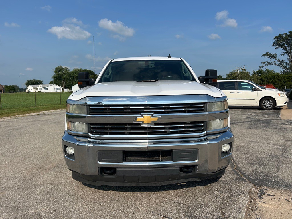 2016 Chevrolet Silverado 1500 Image 2