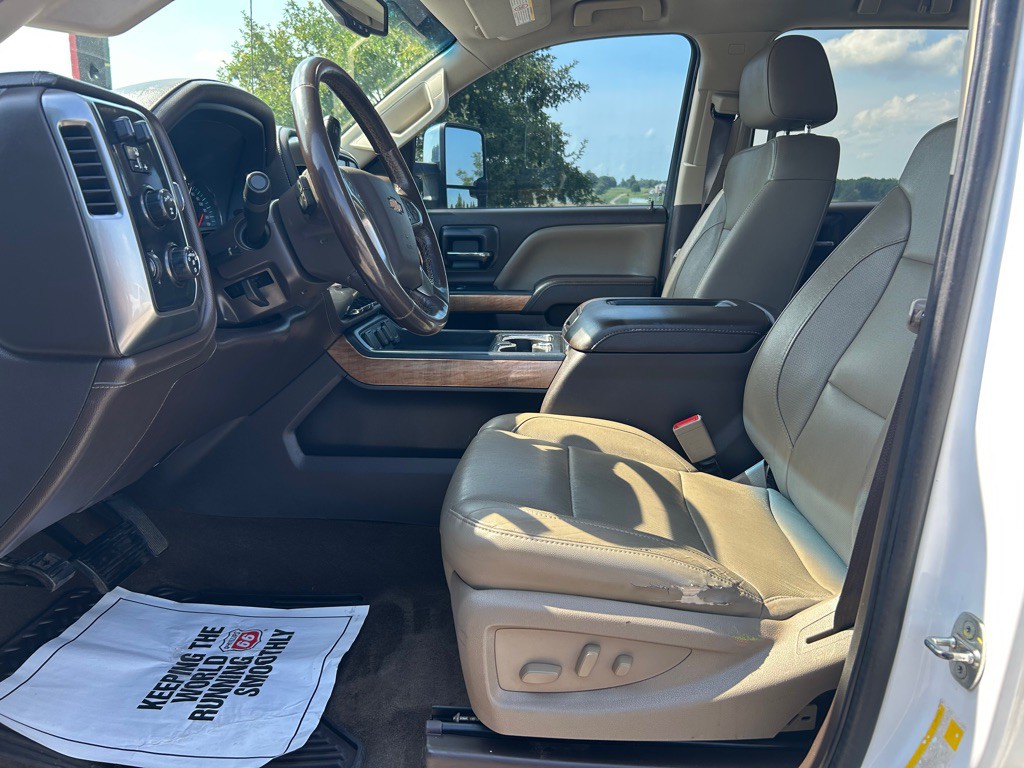 2018 Chevrolet Silverado 1500 Image 9