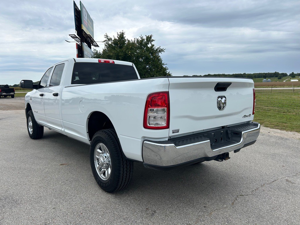 2022 RAM 3500 Image 7