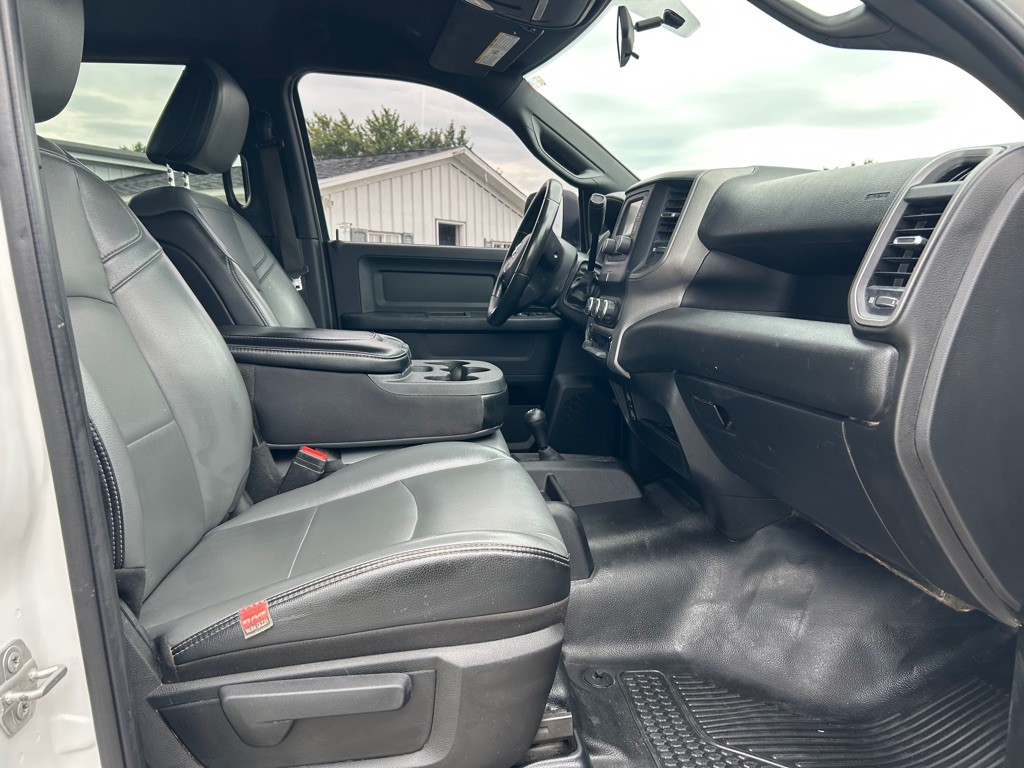 2022 RAM 3500 Image 11