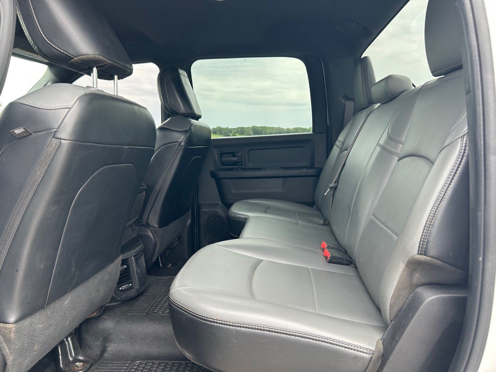 2022 RAM 3500 Image 15