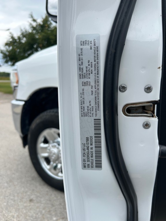 2022 RAM 3500 Image 25