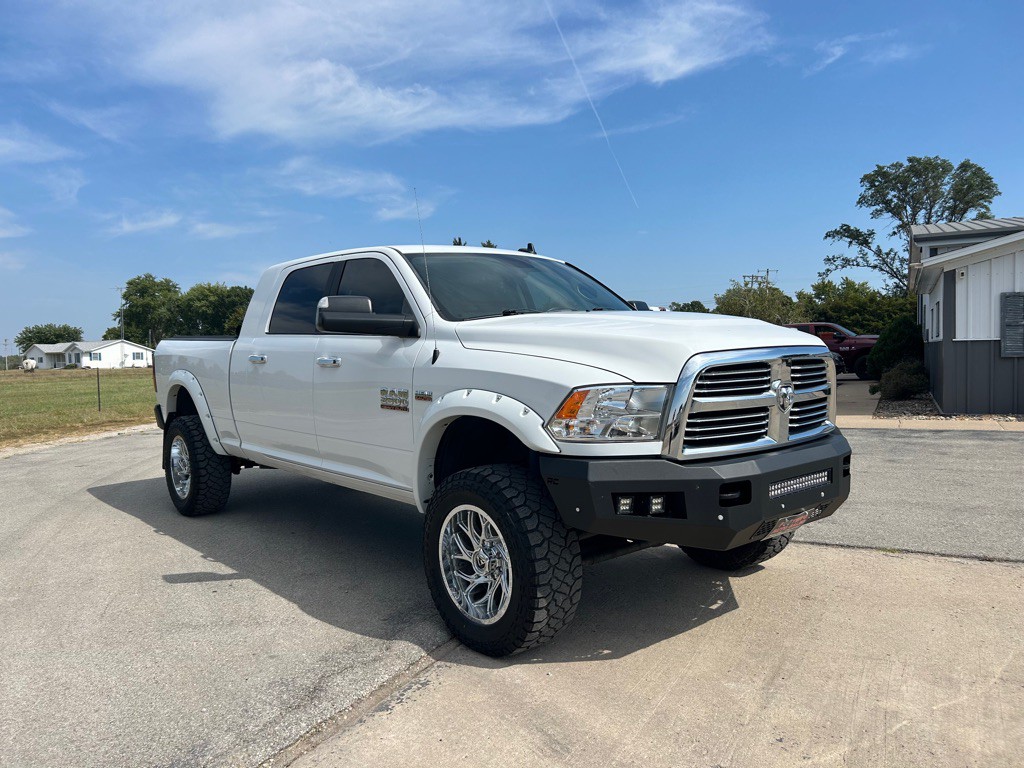 2017 RAM 2500 Image 3