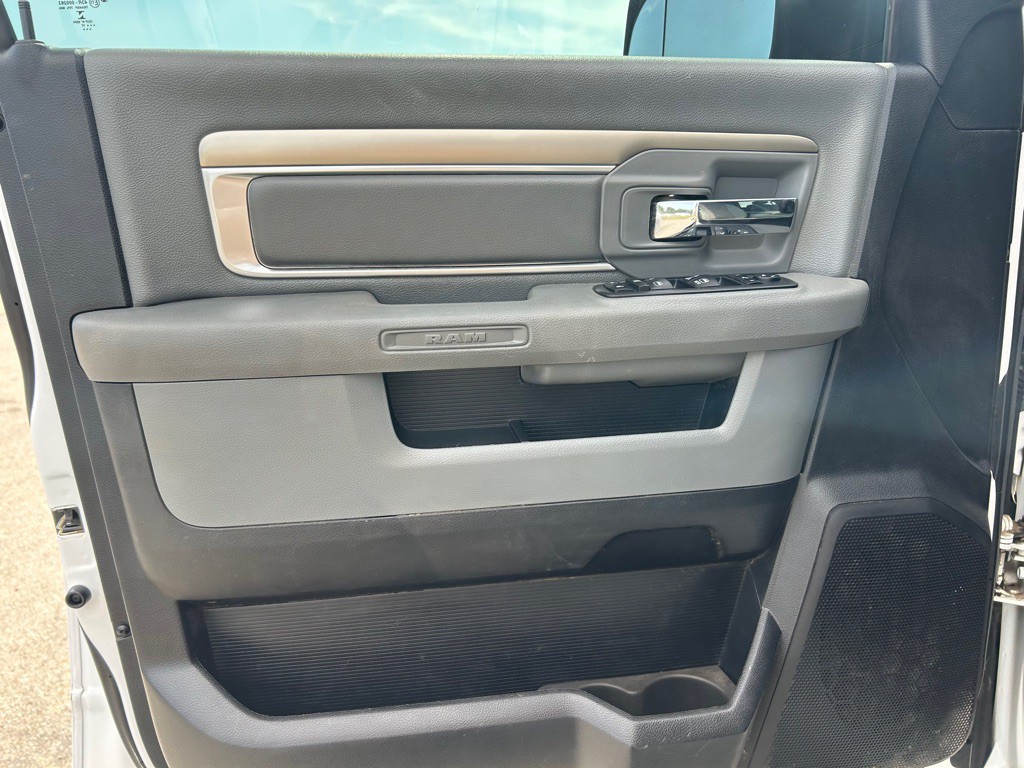 2017 RAM 2500 Image 10