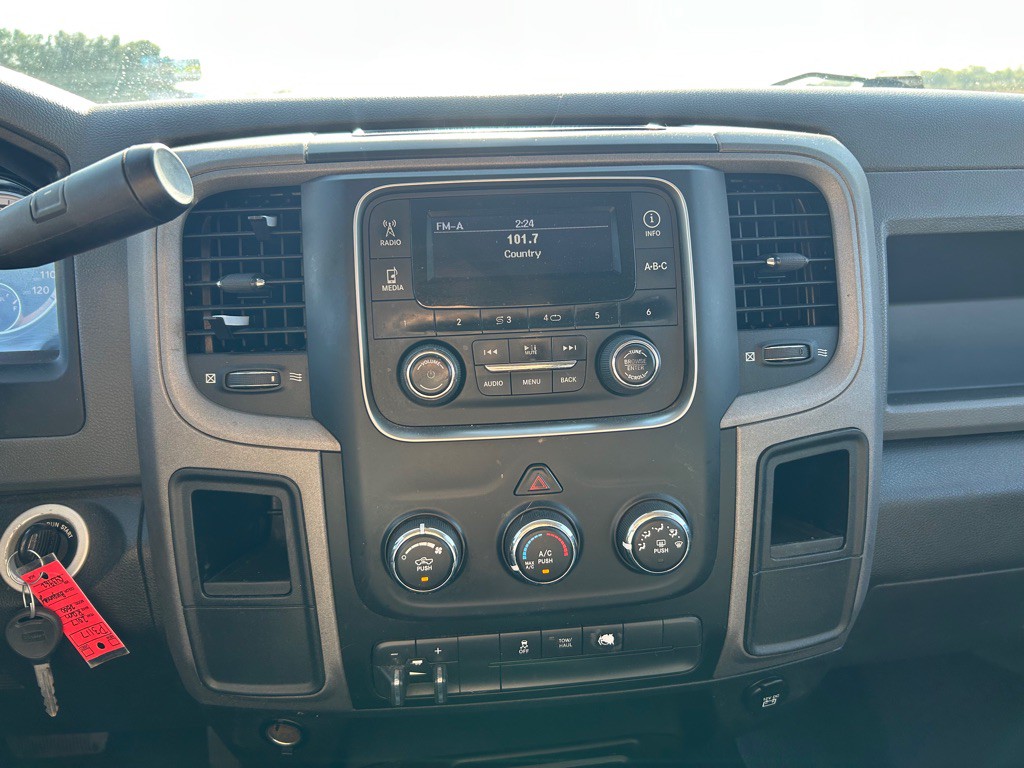 2017 RAM 2500 Image 18