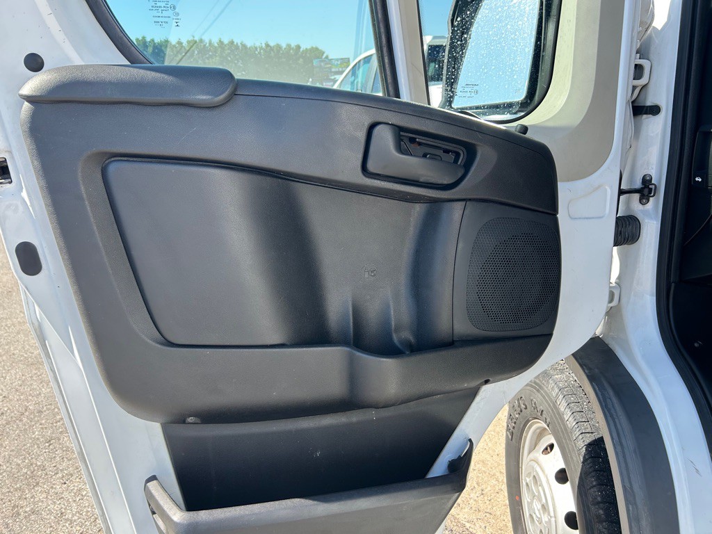 2017 RAM Promaster Image 10