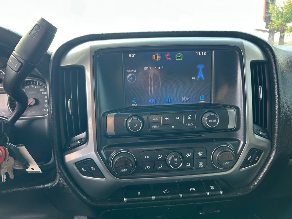 2015 Chevrolet Silverado 1500 Image 18