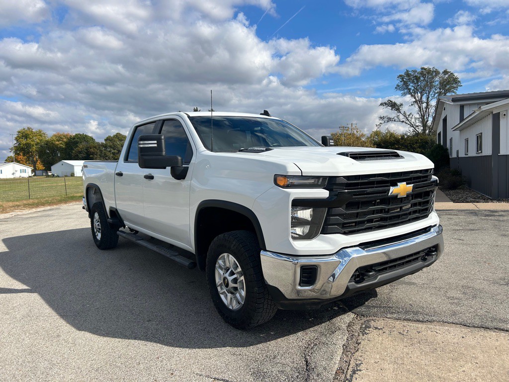 2024 Chevrolet Silverado 1500 Image 3
