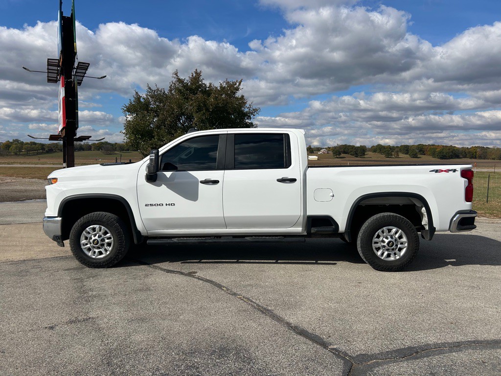 2024 Chevrolet Silverado 1500 Image 8
