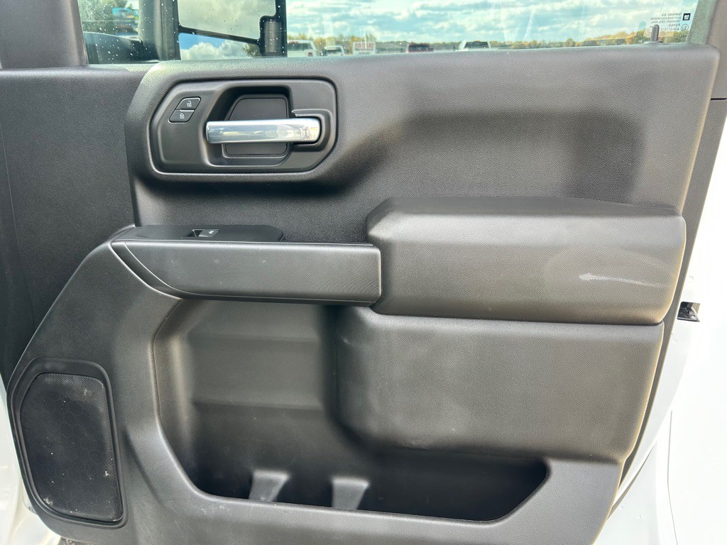 2024 Chevrolet Silverado 1500 Image 12