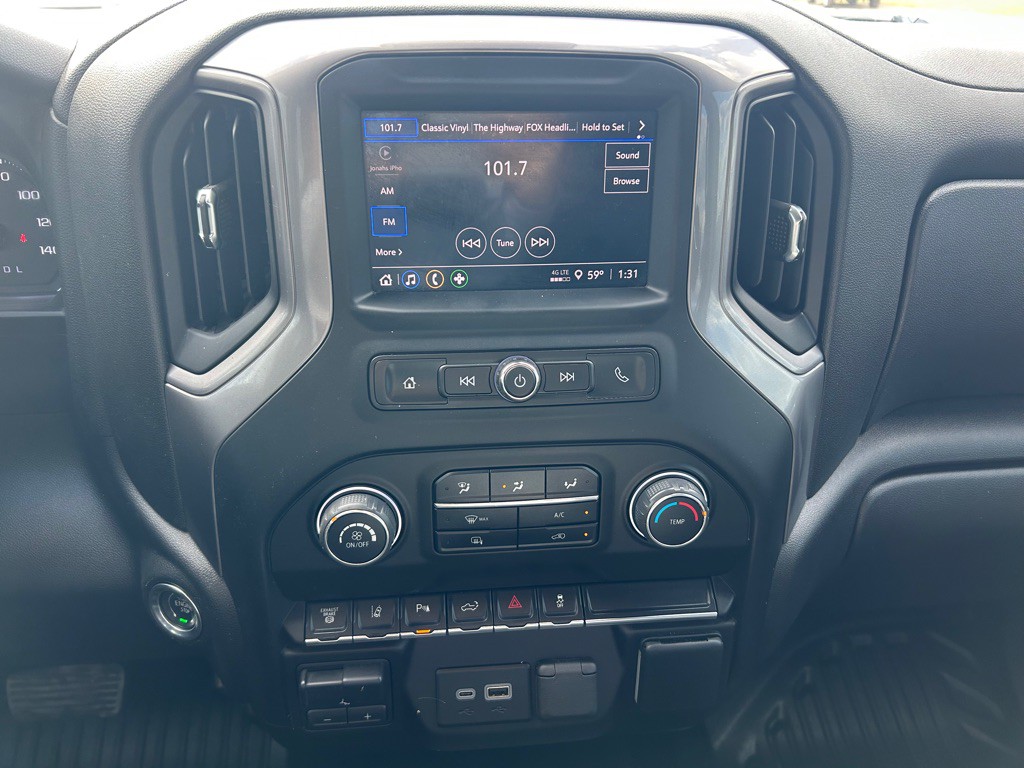 2024 Chevrolet Silverado 1500 Image 18