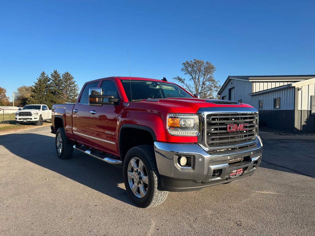 2018 GMC Sierra Image 3
