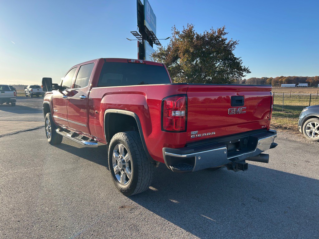 2018 GMC Sierra Image 7