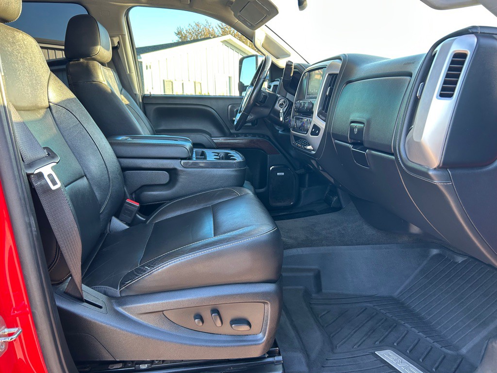 2018 GMC Sierra Image 11