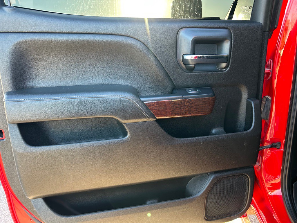 2018 GMC Sierra Image 16