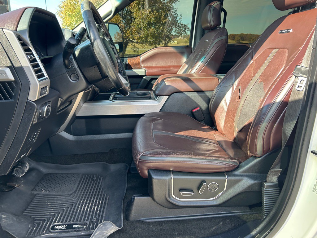 2017 Ford F-250 Image 9