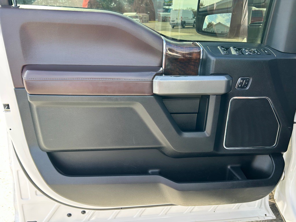 2017 Ford F-250 Image 10