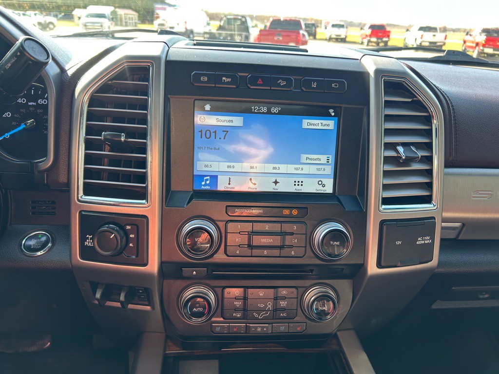 2017 Ford F-250 Image 18