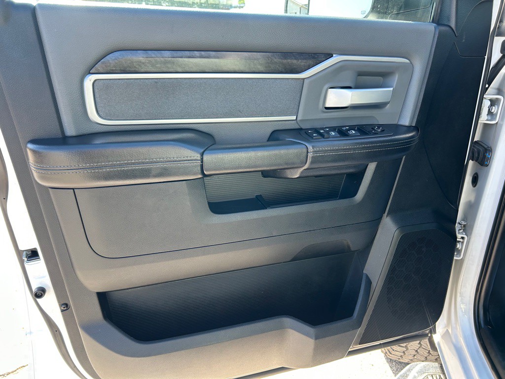 2021 RAM 2500 Image 10