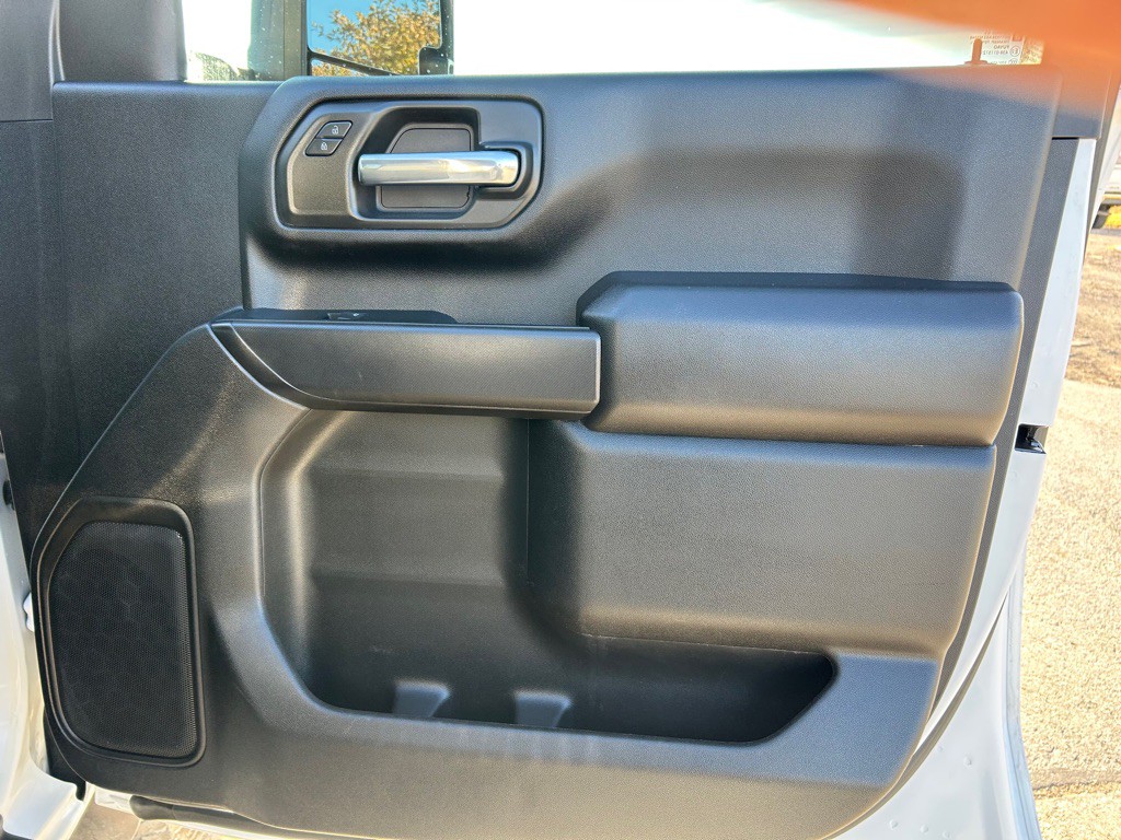 2024 Chevrolet Silverado 1500 Image 12