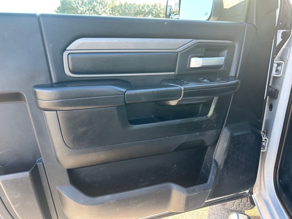 2019 RAM 3500 Image 10