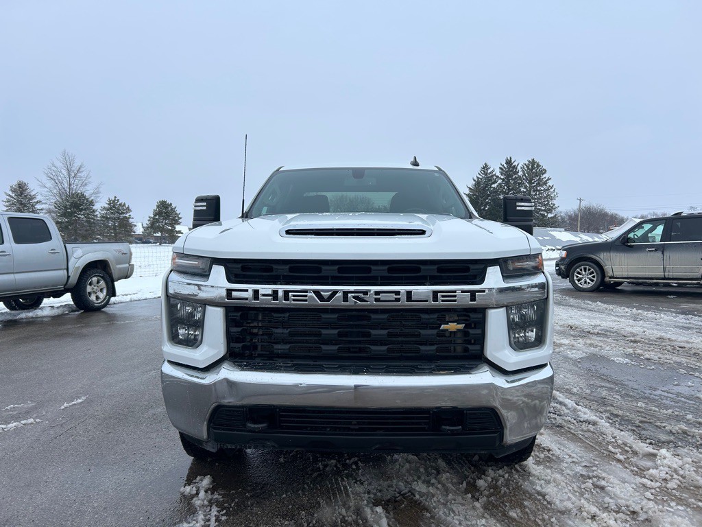 2021 Chevrolet Silverado 1500 Image 2