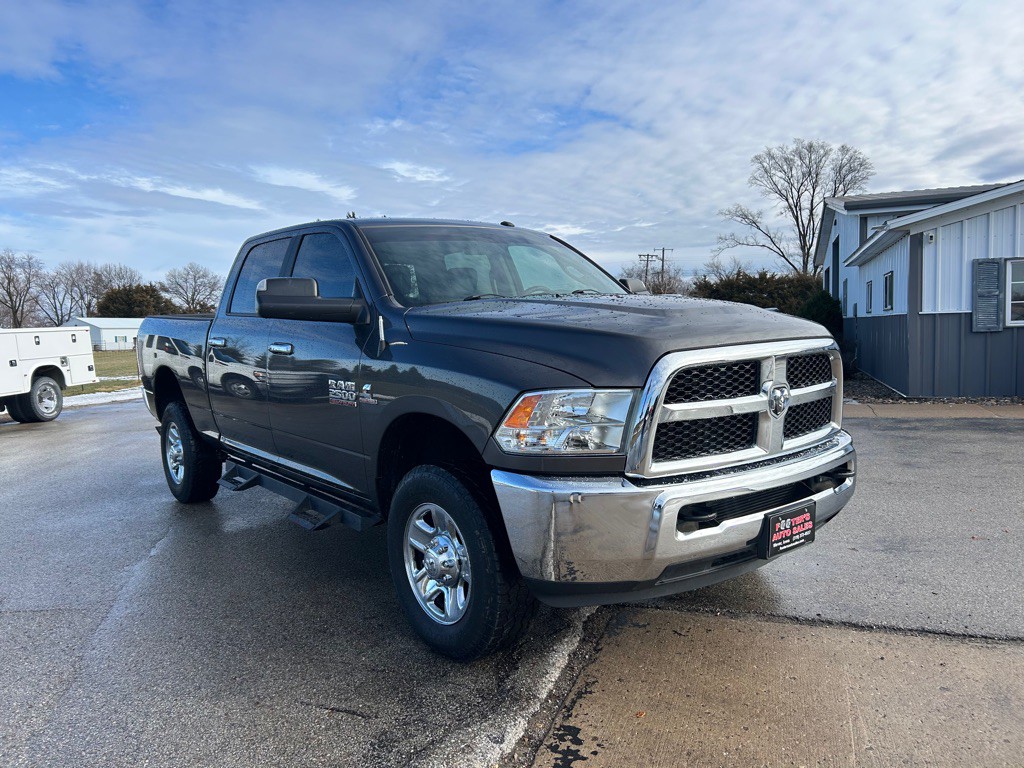 2018 RAM 2500 Image 3