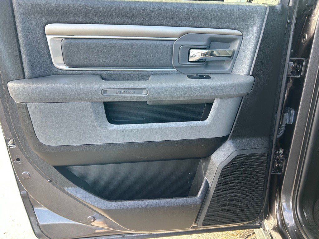 2018 RAM 2500 Image 16