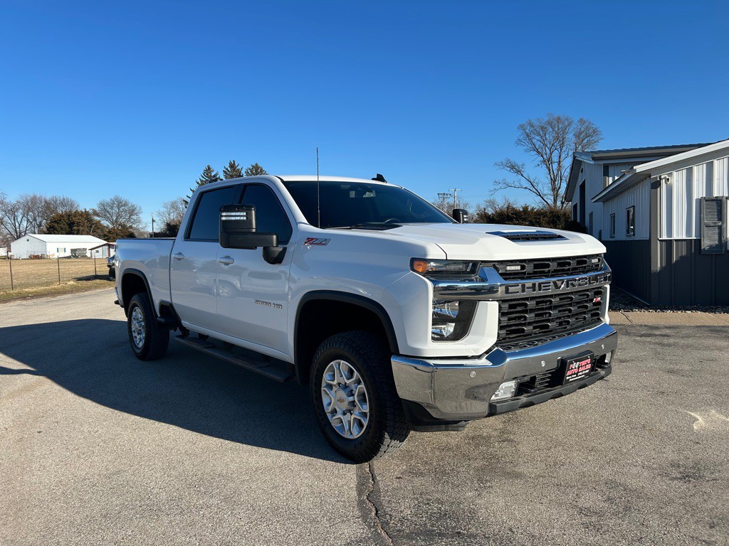 2022 Chevrolet Silverado 1500 Image 3